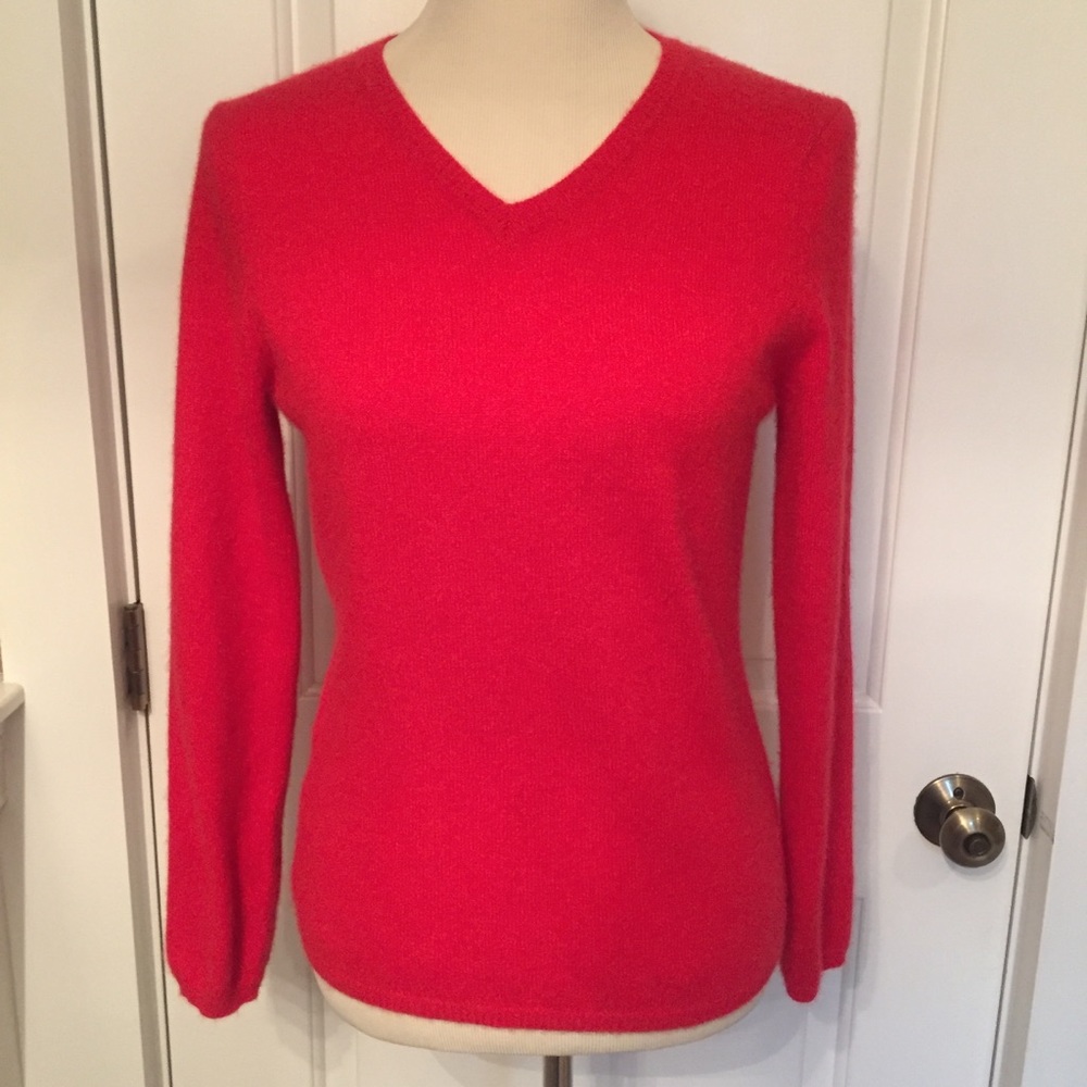 PECK & PECK SWEATER V-NECK RED 2PLY CASHMERE LONG SLEEVE Size MP PETITE